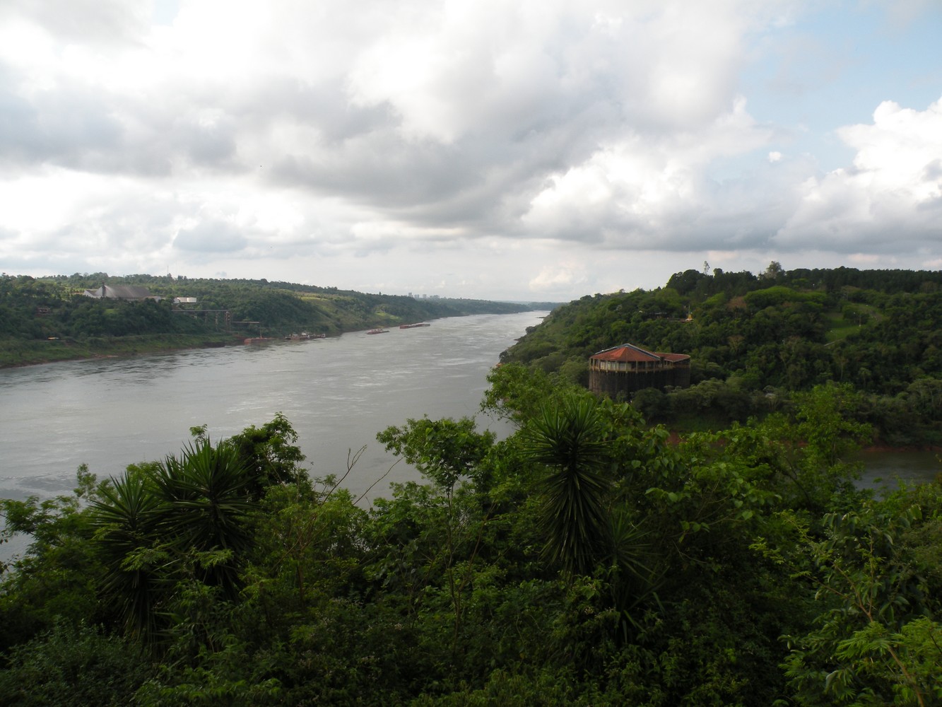Hito 3 Fronteras - Puerto Iguazú